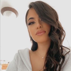 Meet your Posher, Kat